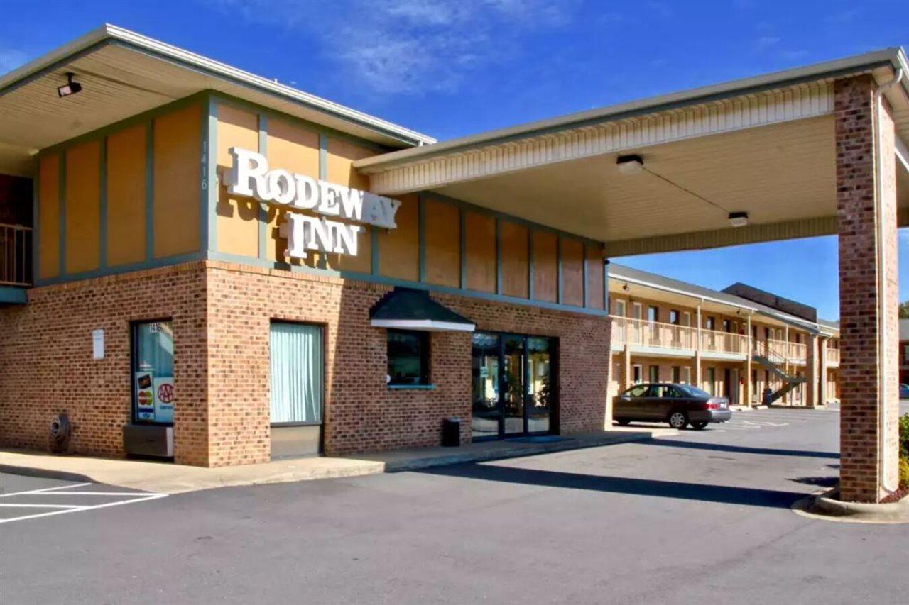 Rodeway Inn University Area Charlotte Zewnętrze zdjęcie