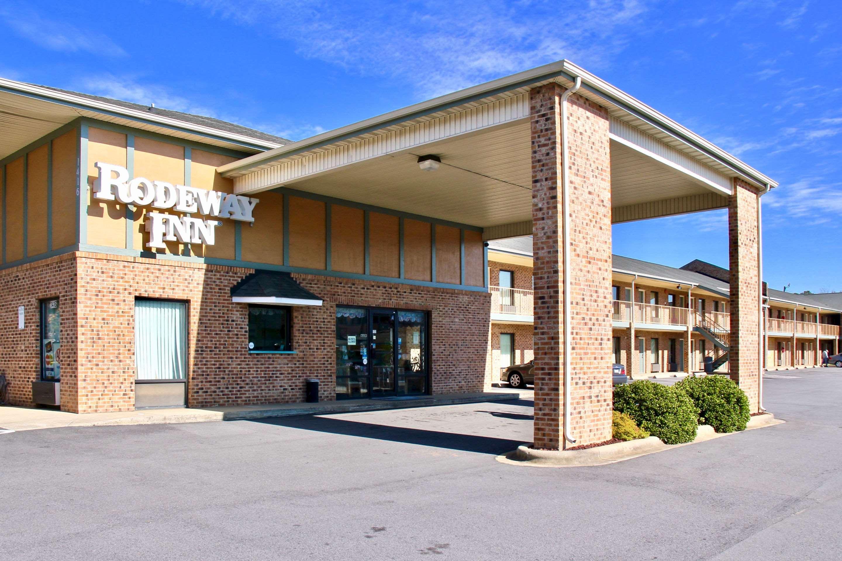 Rodeway Inn University Area Charlotte Zewnętrze zdjęcie