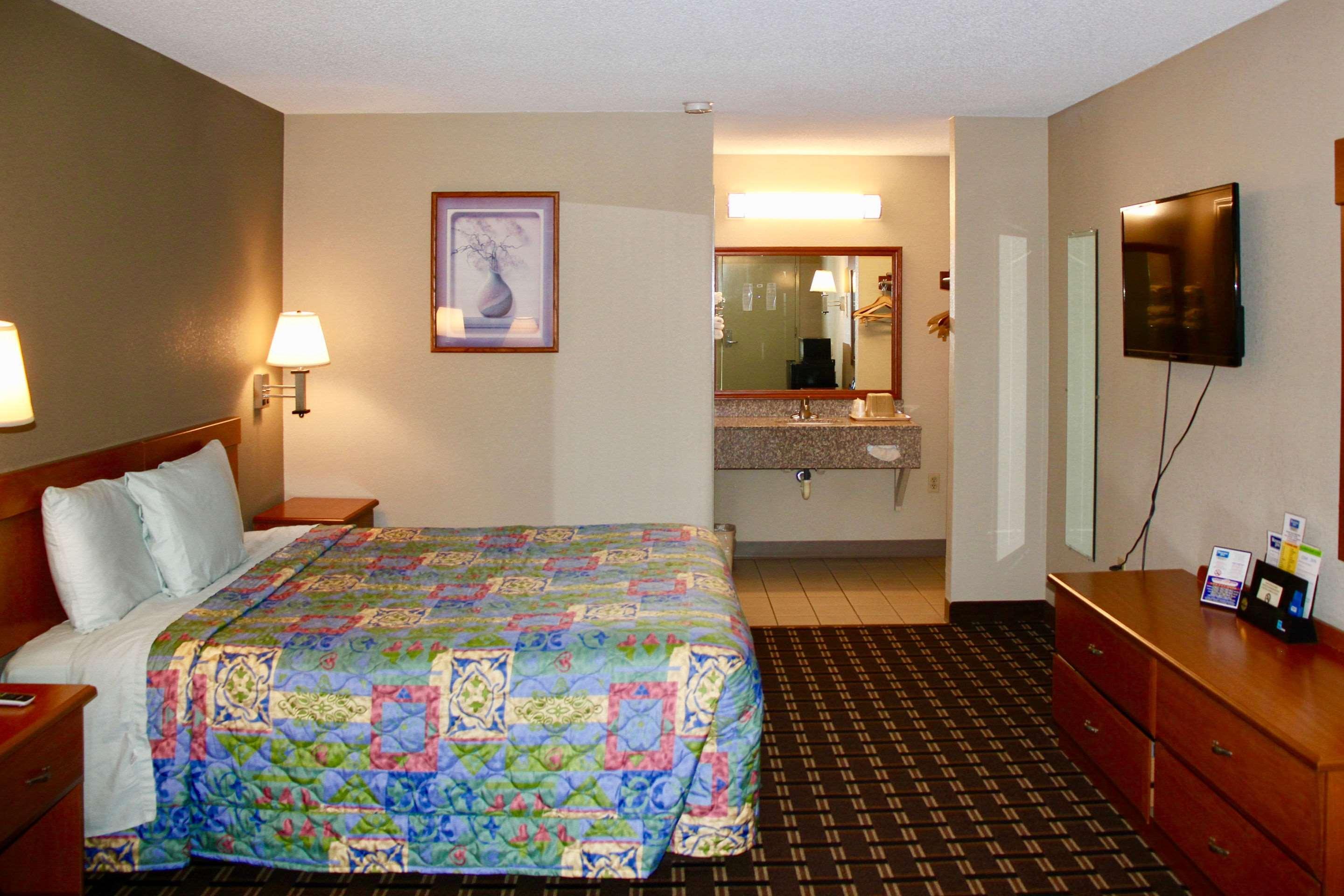 Rodeway Inn University Area Charlotte Zewnętrze zdjęcie