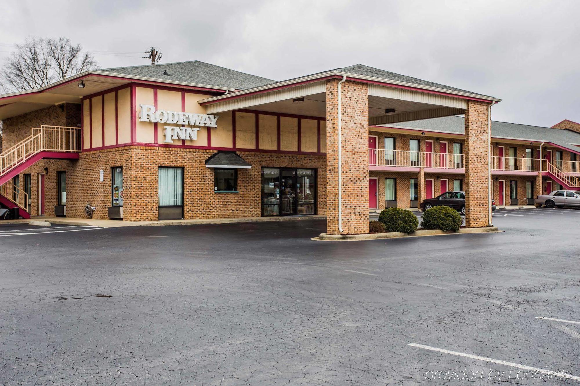 Rodeway Inn University Area Charlotte Zewnętrze zdjęcie